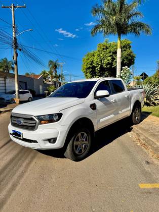 FORD RANGER 2.2 XLS 4X4 CD 16V DIESEL 4P AUTOMÁTICO